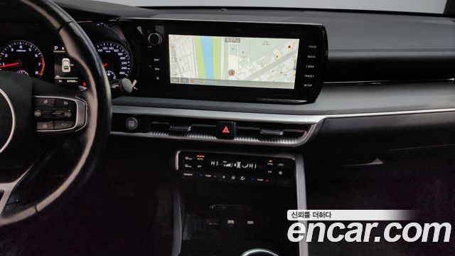 Kia K5 (III) 2.0 Prestige 2021 — фото 16