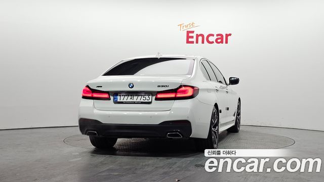 BMW 5 Series (G30) 530i xDrive M Sport Package 2022 — фото 4