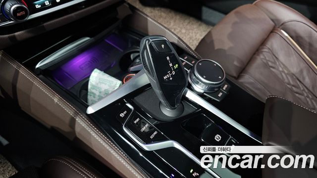 BMW 5 Series (G30) 530i xDrive M Sport Package 2022 — фото 9