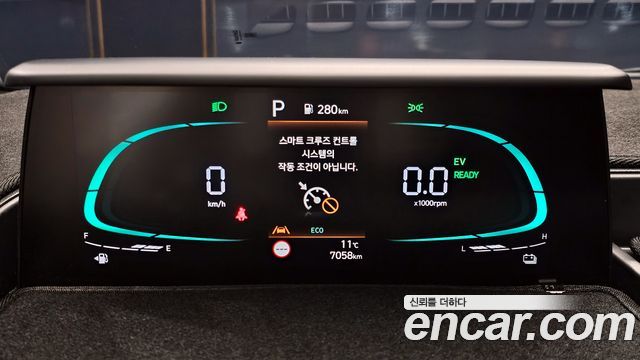 Hyundai Staria HEV 1.6 Cargo 5-Seater Modern 2025 — фото 8
