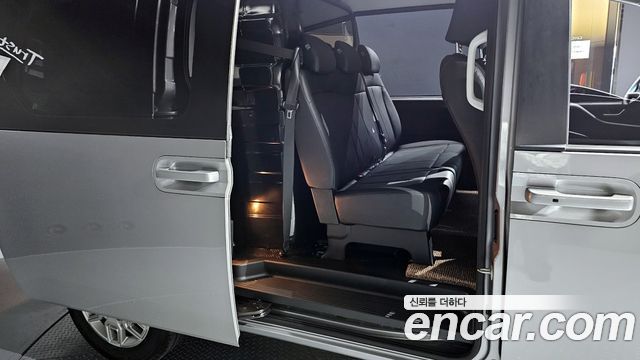 Hyundai Staria HEV 1.6 Cargo 5-Seater Modern 2025 — фото 12