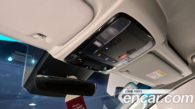 Hyundai Staria HEV 1.6 Cargo 5-Seater Modern 2025 — фото 19