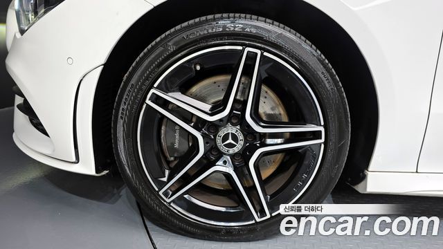 Mercedes-Benz CLA-Class (C118) CLA250 4MATIC 2020 — фото 5