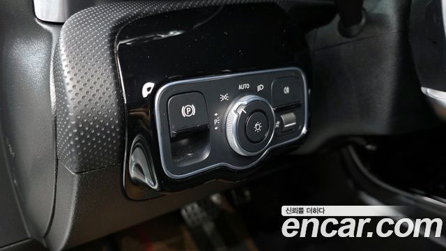 Mercedes-Benz CLA-Class (C118) CLA250 4MATIC 2020 — фото 12