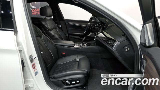 BMW 5 Series (G30) 530i M Sport Package Plus 2017 — фото 11