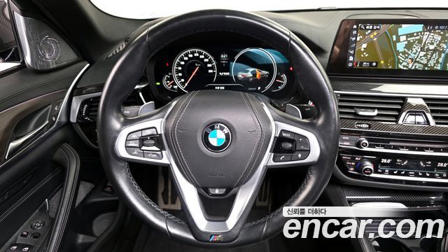 BMW 5 Series (G30) 530i M Sport Package Plus 2017 — фото 13