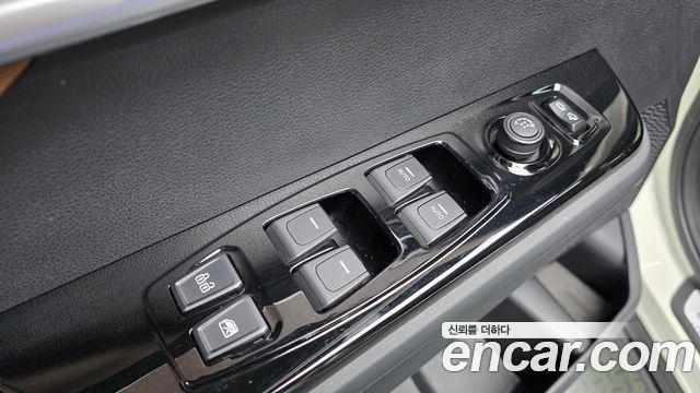 KG Mobility (SsangYong) Torres Gasoline 1.5 4WD T7 2024 — фото 12