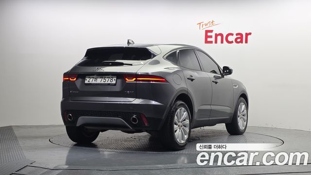 Jaguar E-PACE P250 SE 2018 — фото 2