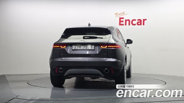 Jaguar E-PACE P250 SE 2018 — фото 4