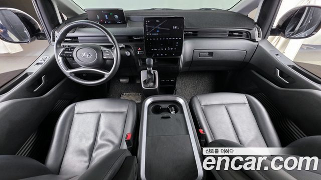 Hyundai Staria L3.5 Cargo 5-Seater Modern 2023 — фото 7