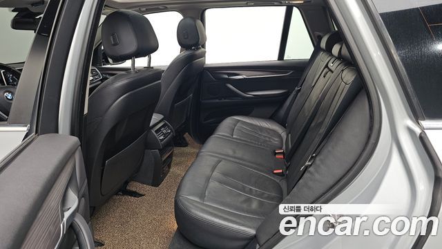 BMW X5 (F15) xDrive 30d 2017 — фото 12