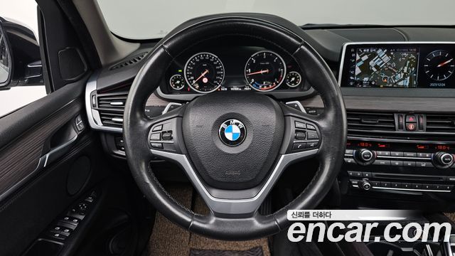 BMW X5 (F15) xDrive 30d 2017 — фото 13