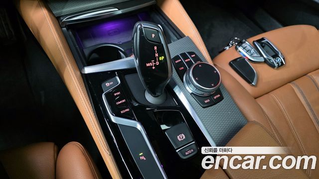 BMW 5 Series (G30) 530i xDrive M Sport Package 2018 — фото 9