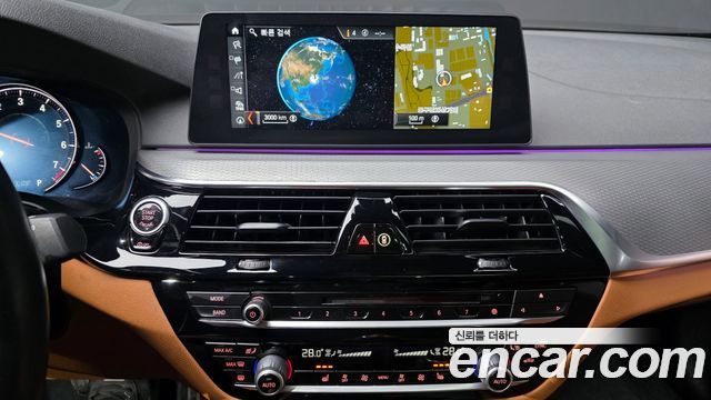 BMW 5 Series (G30) 530i xDrive M Sport Package 2018 — фото 14
