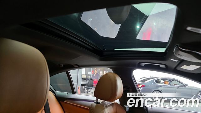 BMW 5 Series (G30) 530i xDrive M Sport Package 2018 — фото 18