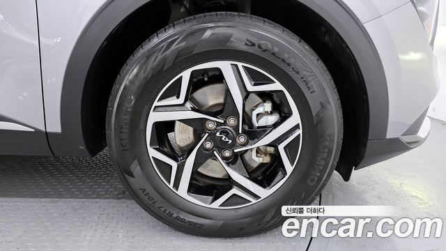 Kia Sportage (V) Diesel 2.0 2WD Prestige 2022 — фото 5