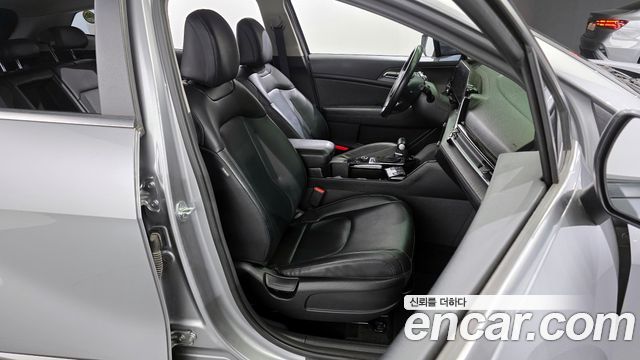 Kia Sportage (V) Diesel 2.0 2WD Prestige 2022 — фото 12