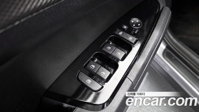 Kia Sportage (V) Diesel 2.0 2WD Prestige 2022 — фото 14