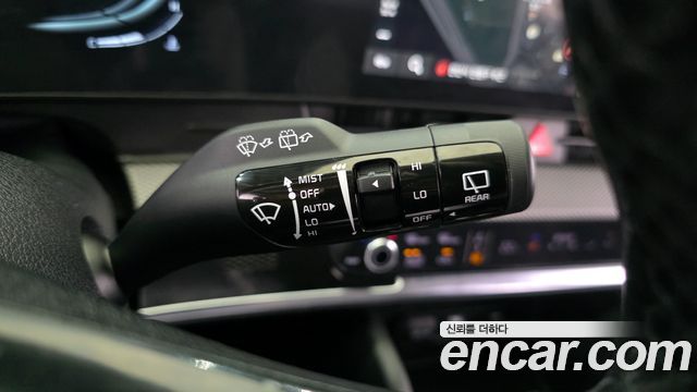 Kia Sportage (V) Diesel 2.0 2WD Prestige 2022 — фото 17