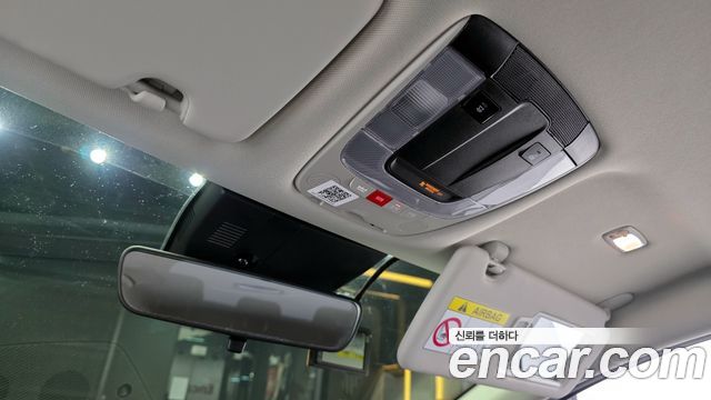 Kia Sportage (V) Diesel 2.0 2WD Prestige 2022 — фото 19