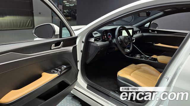 Kia K5 (III) 1.6 Turbo Prestige 2021 — фото 15