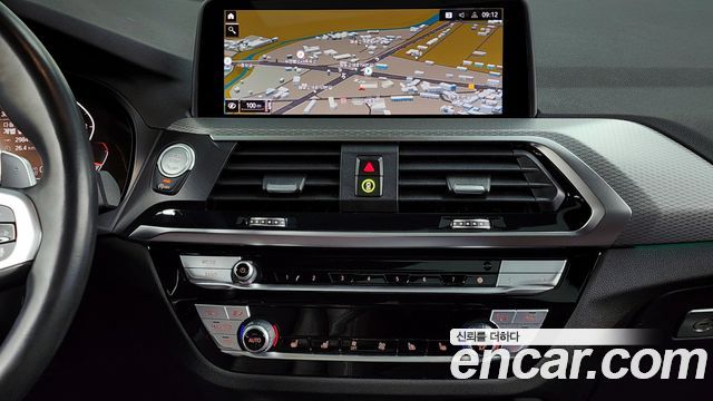 BMW X3 (G01) xDrive 20i M sports Online Exclusive Edition 2021 — фото 18