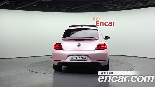 Volkswagen Beetle 2.0 TDI Premium 3rd 2013 — фото 4
