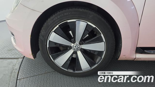 Volkswagen Beetle 2.0 TDI Premium 3rd 2013 — фото 5