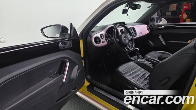 Volkswagen Beetle 2.0 TDI Premium 3rd 2013 — фото 10