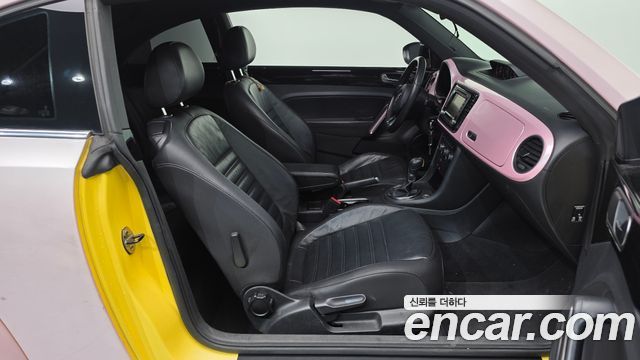 Volkswagen Beetle 2.0 TDI Premium 3rd 2013 — фото 11