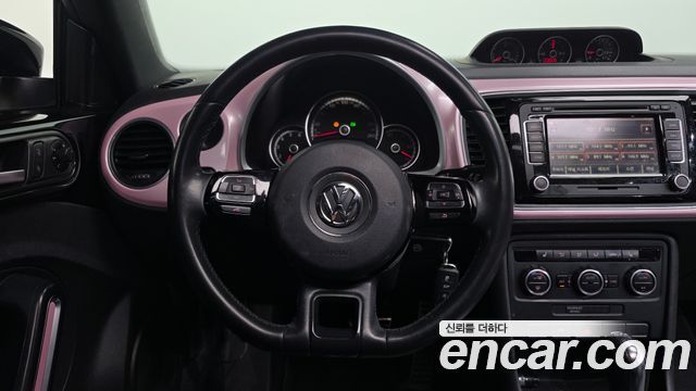 Volkswagen Beetle 2.0 TDI Premium 3rd 2013 — фото 13