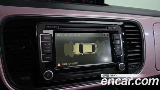Volkswagen Beetle 2.0 TDI Premium 3rd 2013 — фото 15
