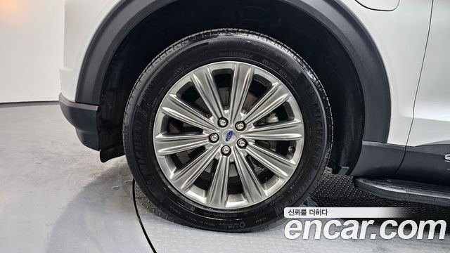 Ford Explorer (VI) 3.0 PHEV 2021 — фото 5