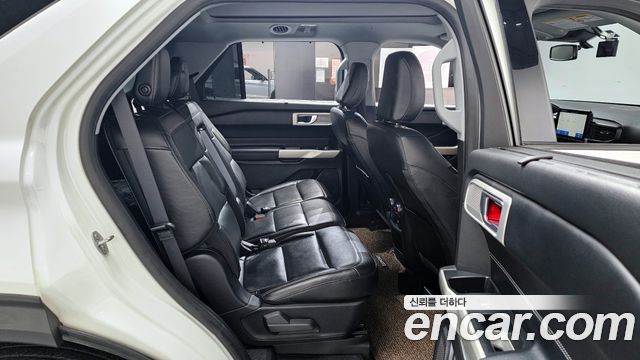 Ford Explorer (VI) 3.0 PHEV 2021 — фото 12