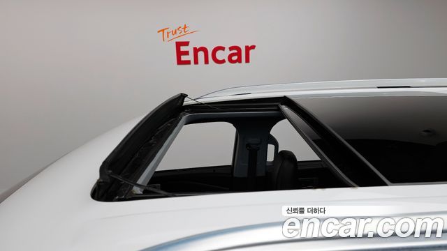 Ford Explorer (VI) 3.0 PHEV 2021 — фото 19