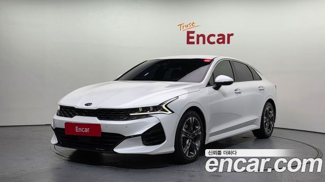 Kia K5 (III) 2.0 Signature
