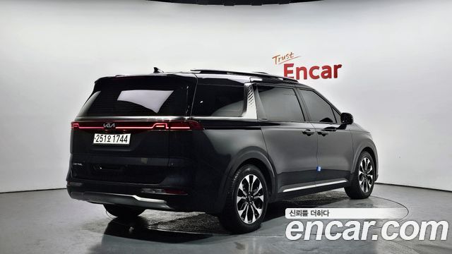 Kia Carnival (IV) Diesel 7-Seater Signature 2023 — фото 2
