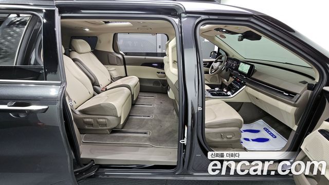Kia Carnival (IV) Diesel 7-Seater Signature 2023 — фото 11