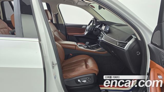 BMW X7 (G07) xDrive 40i Design Pure Excellence 6-Seater 2021 — фото 11