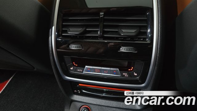 BMW X7 (G07) xDrive 40i Design Pure Excellence 6-Seater 2021 — фото 18