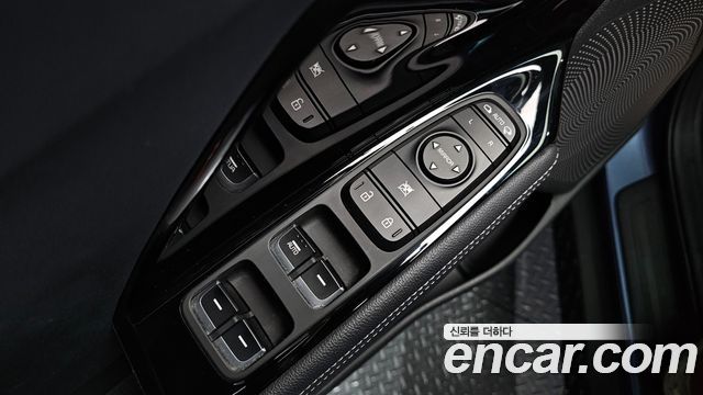 Kia Niro 1.6 HEV Prestige 2021 — фото 13