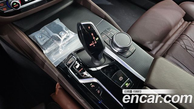 BMW 6 Series GT (G32) 620d M Sport 2023 — фото 9