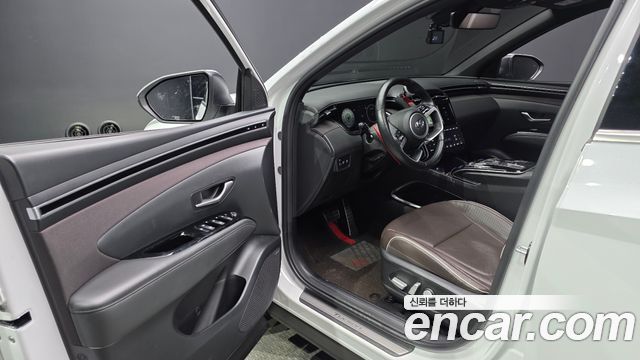 Hyundai Tucson (NX4) Gasoline 1.6 Turbo 4WD Inspiration 2022 — фото 10