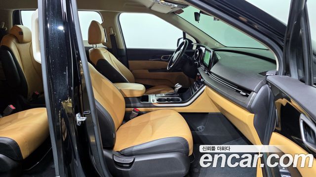 Kia Carnival (IV) Diesel 9-Seater Prestige 2023 — фото 11