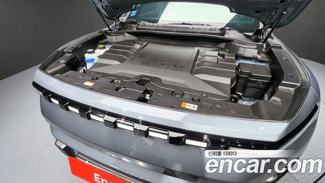 KG Mobility (SsangYong) Torres EVX E7 2024 — фото 6