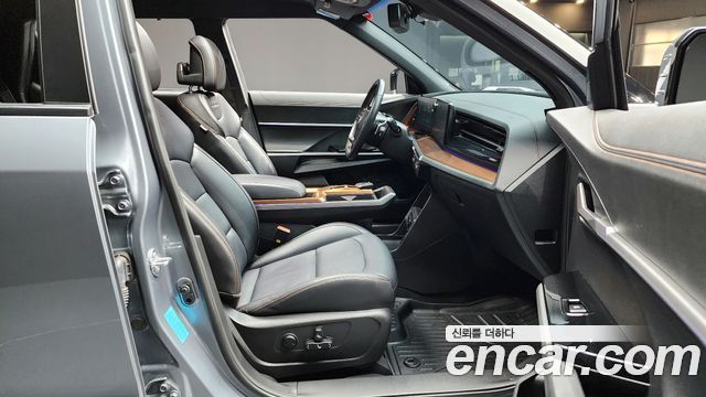 KG Mobility (SsangYong) Torres EVX E7 2024 — фото 10