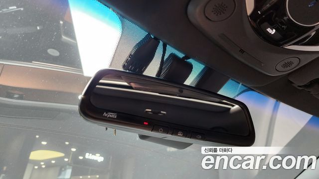 KG Mobility (SsangYong) Torres EVX E7 2024 — фото 13