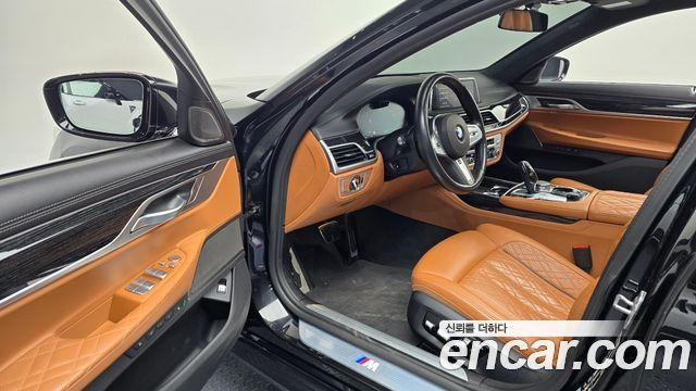 BMW 7 Series (G11) 740Li xDrive M Sport Package 2022 — фото 15