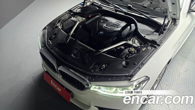 BMW 5 Series (G30) 520i M Sport 2020 — фото 6