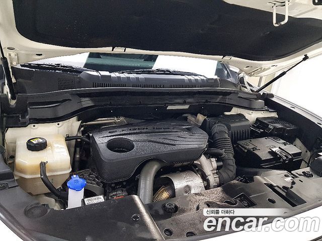 KG Mobility (SsangYong) Torres Gasoline 1.5 4WD T7 2023 — фото 6